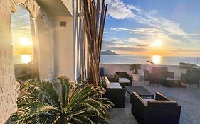 Naro Suites And Rooms